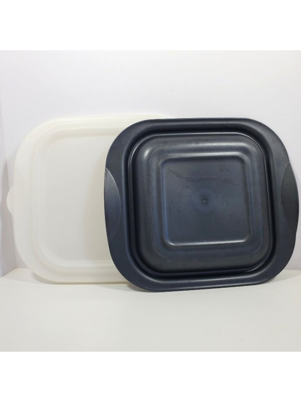 Tupperware Ovenworks Ultra Pro Replacement Square Smoke Gray Cover White Seal
